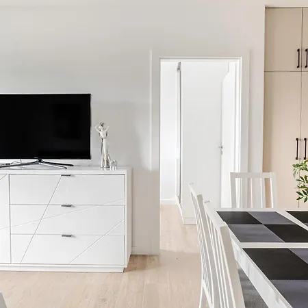 Dla Rodzin - Z Ogrodem - Blisko Morza - By Rentmonkey Apartament *