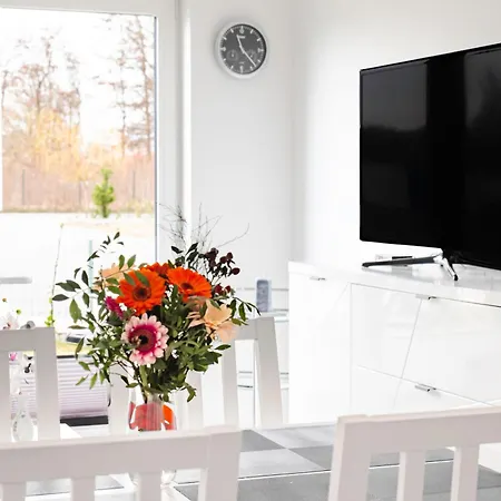 Apartament Dla Rodzin - Z Ogrodem - Blisko Morza - By Rentmonkey