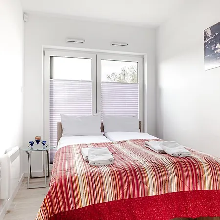 Apartament Dla Rodzin - Z Ogrodem - Blisko Morza - By Rentmonkey Dziwnów